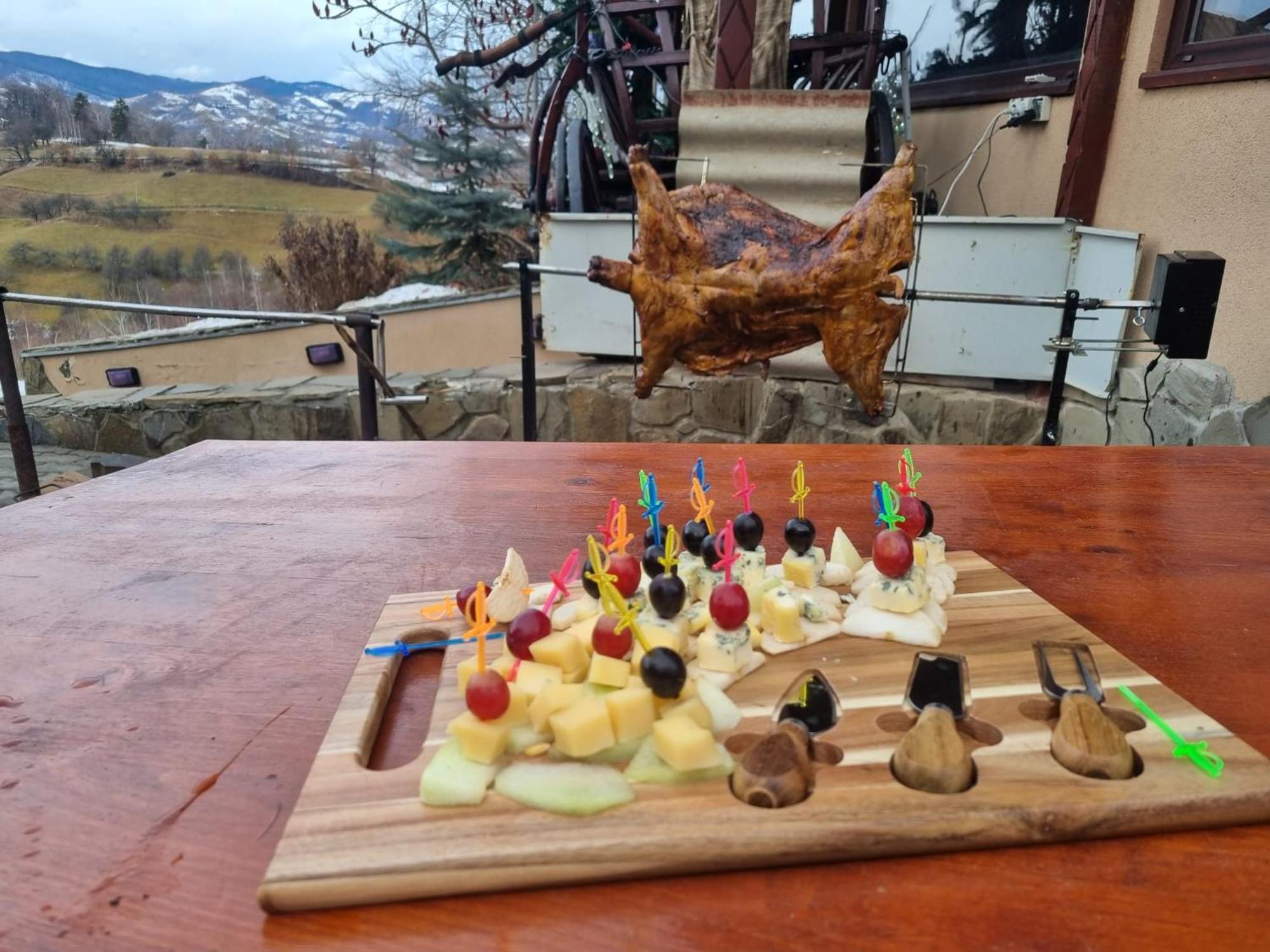 Pension Chalet Poiana Marului Ranch Eksteriør billede