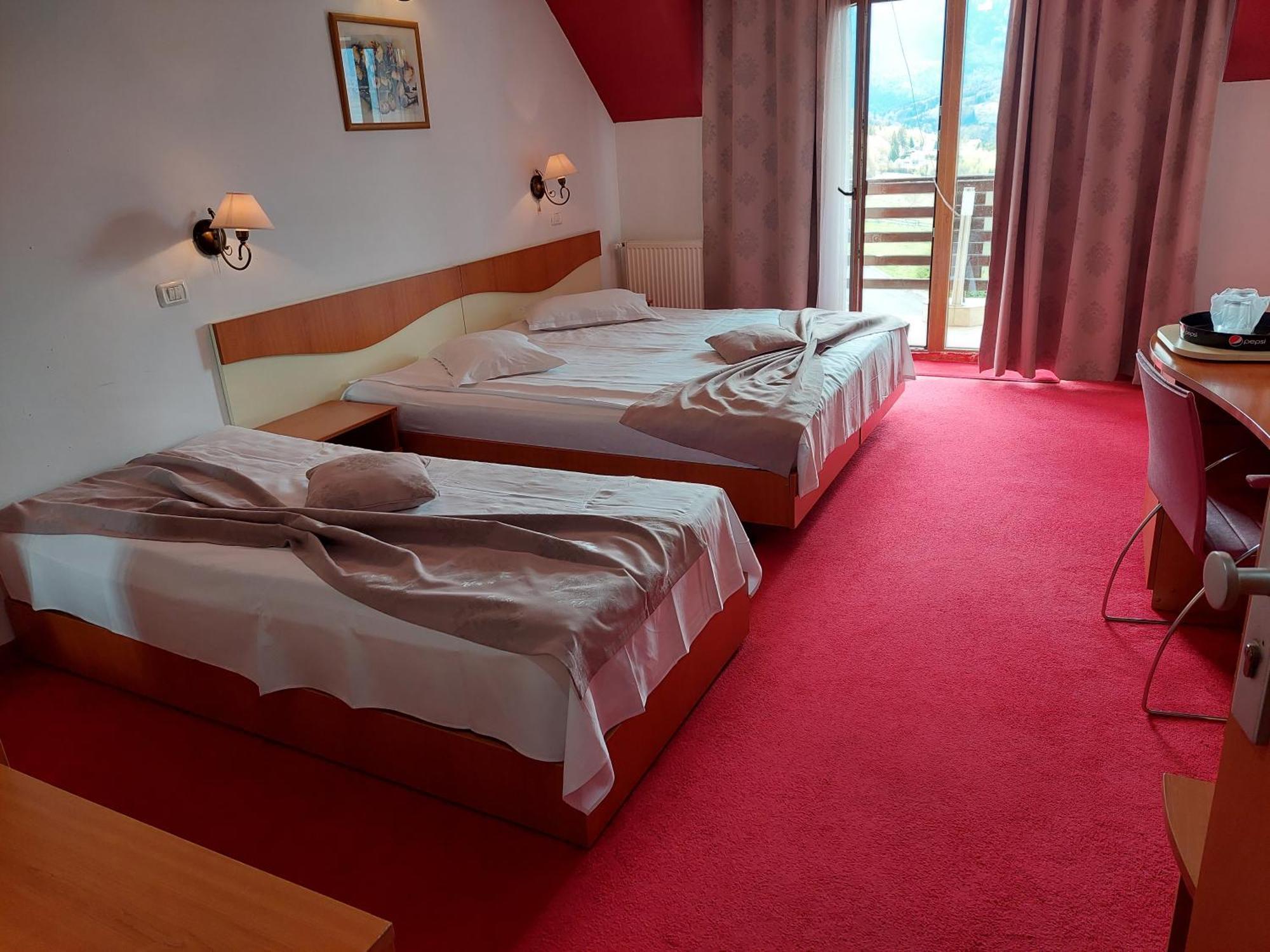 Pension Chalet Poiana Marului Ranch Eksteriør billede